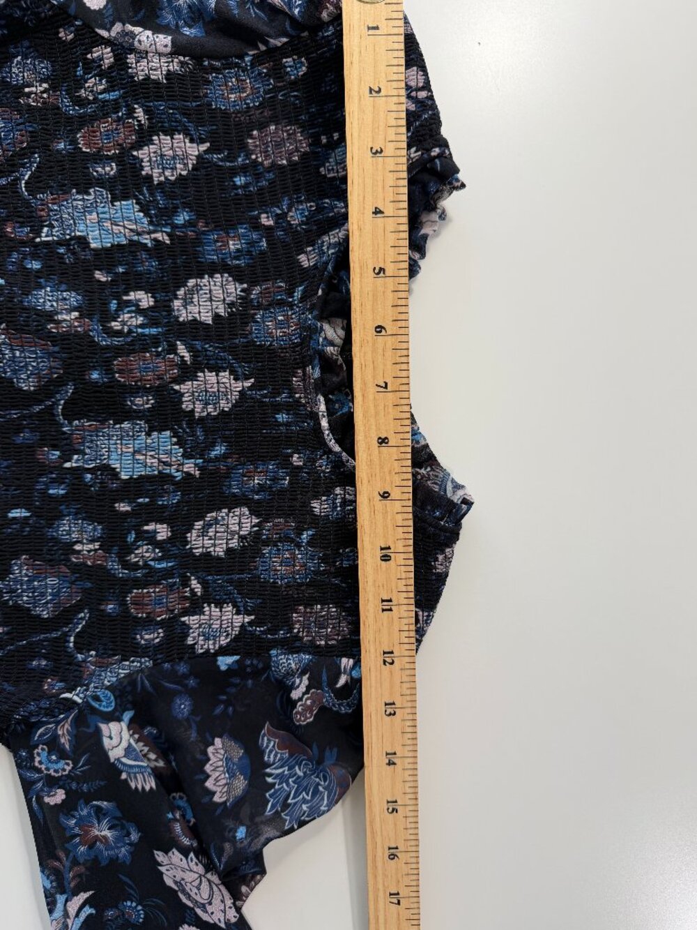 Aritzia Wilfred Tempest Blouse - Picture 6 of 10